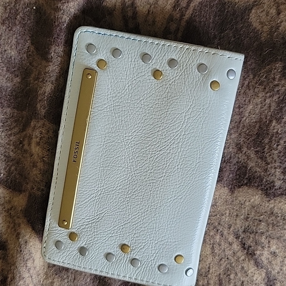 NWOT FOSSIL JET SET LEATHER WALLET